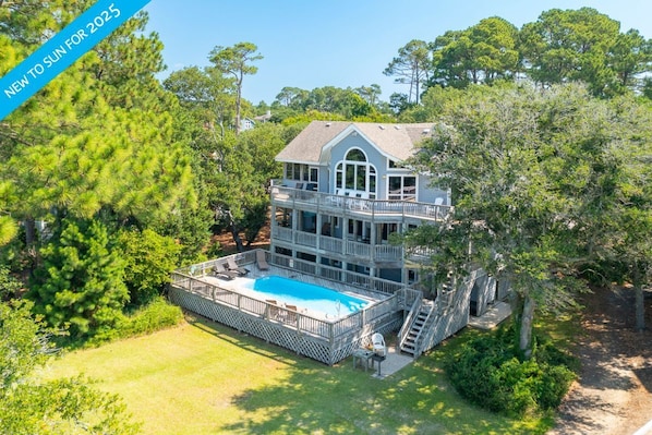 Soundfront Exterior