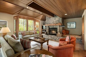 Plenty of seating by the fireplace or enjoy a good book after a long day of skiing.