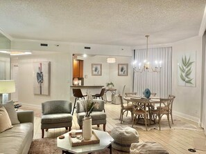 This open floor plan provides ample space for your whole group to relax while still being together!