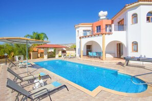Villa Helios image