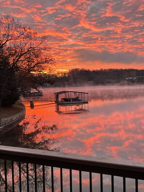 Early sunrises with your coffee out on the deck certainly won't disappoint.