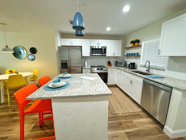 Where modern convenience meets coastal charm for your cooking adventures.