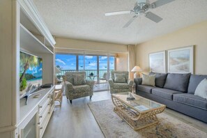 Dolphin Way 2 bed/2ba Gulf View Condo GCV3-005 (1859)