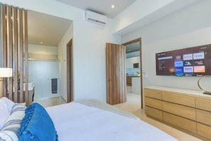 TV in the room too