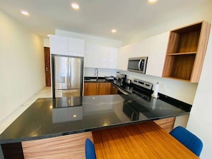 Lots of counter space in the kitchen