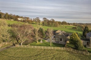 The Dog Kennels, Leyburn: Surrounded by the rolling hills of Wensleydale