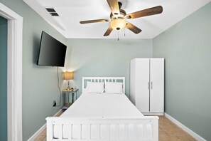 Studio with Full Bed