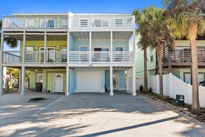 Sunset Paradise - Exterior View
