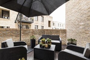 Terrace - private