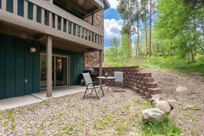 SWP Silverado I B101 private patio