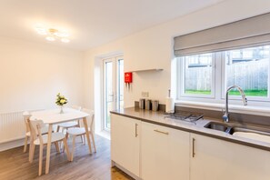 Whinney Hill, Durham - Host & Stay