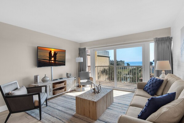Spacious living room