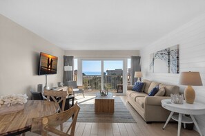 Welcome to Silver Dunes Penthouse B