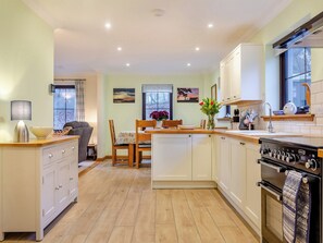 Kitchen | Bunchrew Farm Cottage, Inverness
