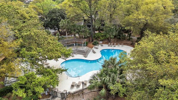 Fantastic Community Pool!
