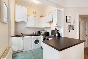 Seaside Apartment, Close to Town Centre