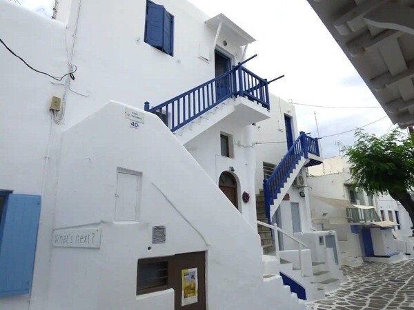 Fabrika's House: Charming 2-bedroom House With Wifi, Ac In Phenomenal Mikonos - Mykonos Region