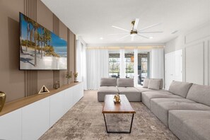 7311 Oakmoss Loop (3).jpg
