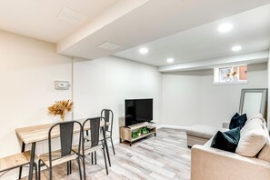 Living Room | Smart TV | Dining Table | Dishware/Flatware