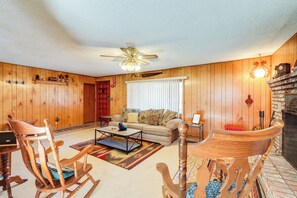 Living Room | Fireplace | Ceiling Fans