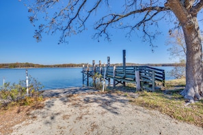 Shared Amenities | Fishing/Observation Pier
