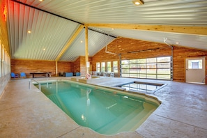 Shared Amenities | Indoor Pool Area | Hot Tub | Wading Pool | Gas Fire Pit
