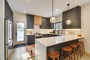 Kitchen | Central Heating | Ceiling Fans | Free WiFi