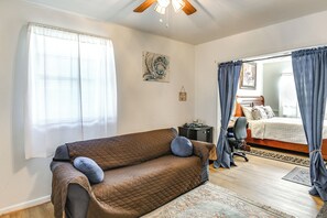 Bedroom | Free WiFi | Smart TV | Fireplace | Sleeper Sofa