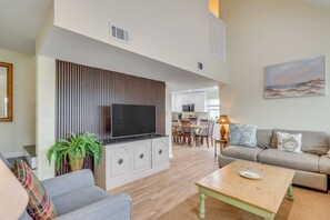 Living Room | Air Mattress | 2nd Floor | Multi-Level Home