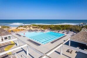 L05: Linkside 05 | Access to the Village Beach Club