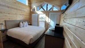 King Bedroom w/ Loft