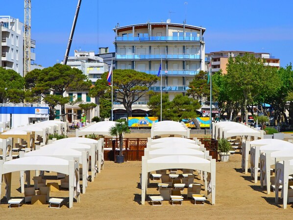 Shade, Hotel, Umbrella
