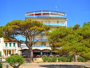 L'Eau, Plante, Ciel, Bâtiment, Piscine, Arbre, Bleu Azur, Fenêtre, Immobilier, Loisir
