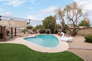 Boho House is dream getaway!  There’s something incredibly soothing about sunbathing by the pool. The warmth of the sun, the gentle sounds of water, and the chance to just unwind—it’s pure bliss!