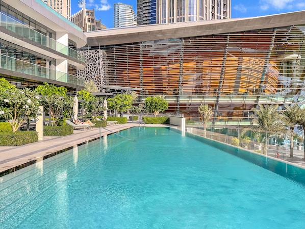 Infinity-Pool