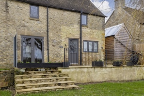 Welcome to Eastcombe Annexe, Stow-on-the-Wold