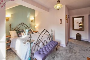 Lilac Cottage, Morpeth - Host & Stay