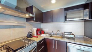Fully-equipped kitchen