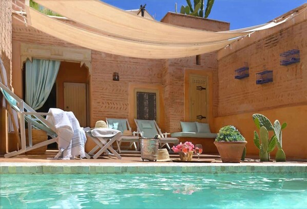 Swimming pool, Terrace, Outdoor furniture, Sunbed