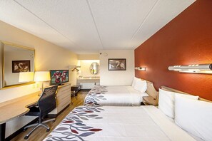 Unit with 2 Full beds. Exact unit will be assigned upon arrival. Views, colors, and decor may vary.