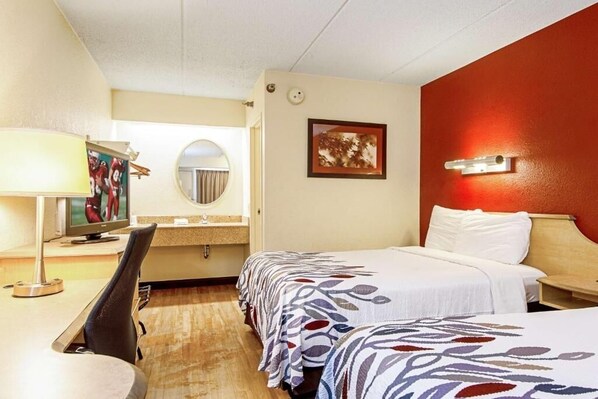 Unit with 2 Full beds. Exact unit will be assigned upon arrival. Views, colors, and decor may vary.
