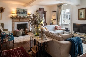 The sitting room at 40 Mill Street, Ludlow