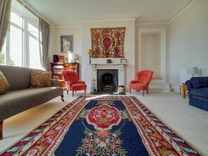 Living area | Tibberton Court - Tibberton Court Apartment - Tiberton Court, Tiberton