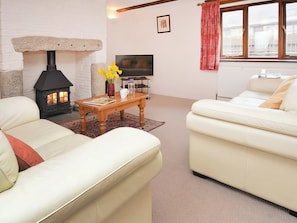 Living area | Bill and Ben&rsquo;s Cottage - Fentrigan Manor Farm Holiday Cottages, Warbstow