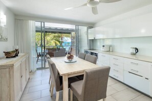 Dining/Kitchen