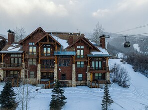 Ski-in, ski-out from the back door!