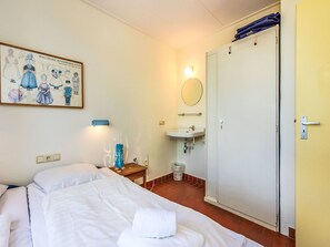 Schlafzimmer, Bett, Bettdecke, Bedding, Bettrahmen, Interior Design, Zimmer, Linens