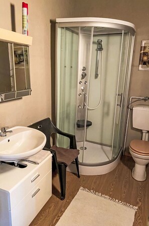 Plumbing Fixture, Bathroom, Bathroom Sink, Toilet, Floor, Sink, Flooring, Toilet Seat, Plumbing, Tap