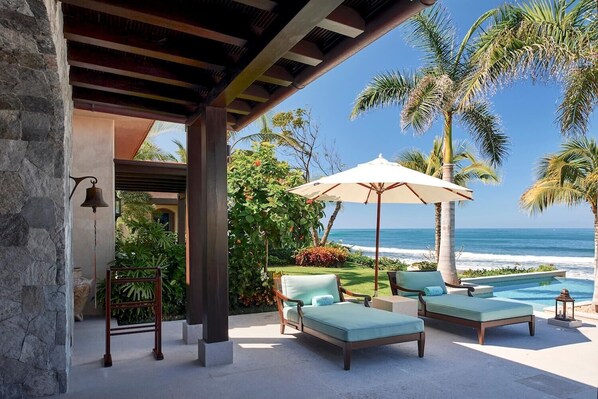 Discover Casa Singita 