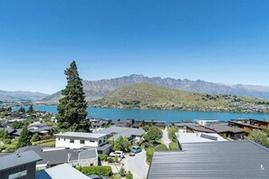 Fantastic views of the Remarkables Mountain Range and Lake Wakatipu from the huge outdoor deck, the living room, dining room, kitchen and master bedroom.